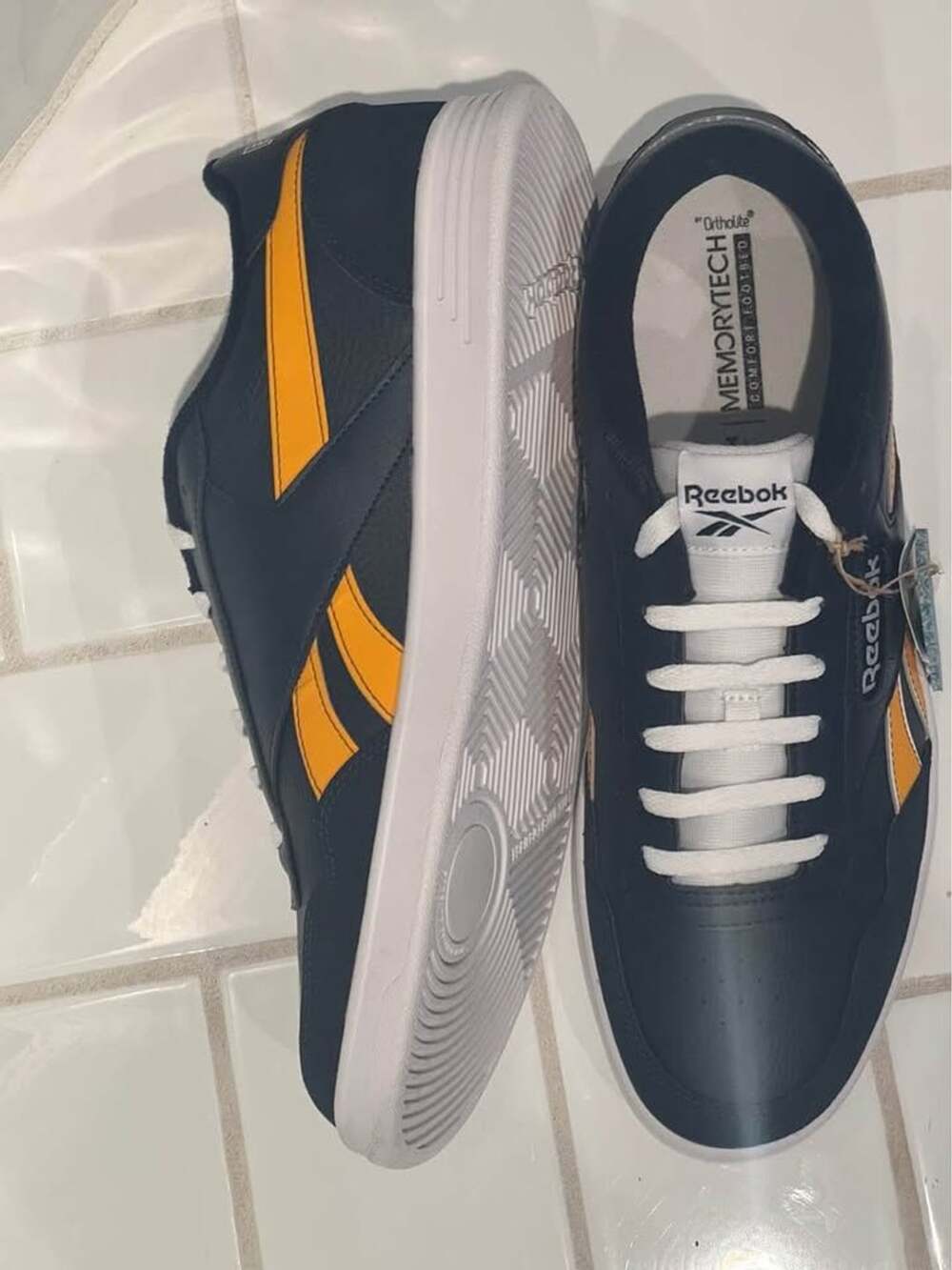 *NEW* Men’s Reebok Court Advance Sneakers / Navy & Gold / Men’s Size: 13